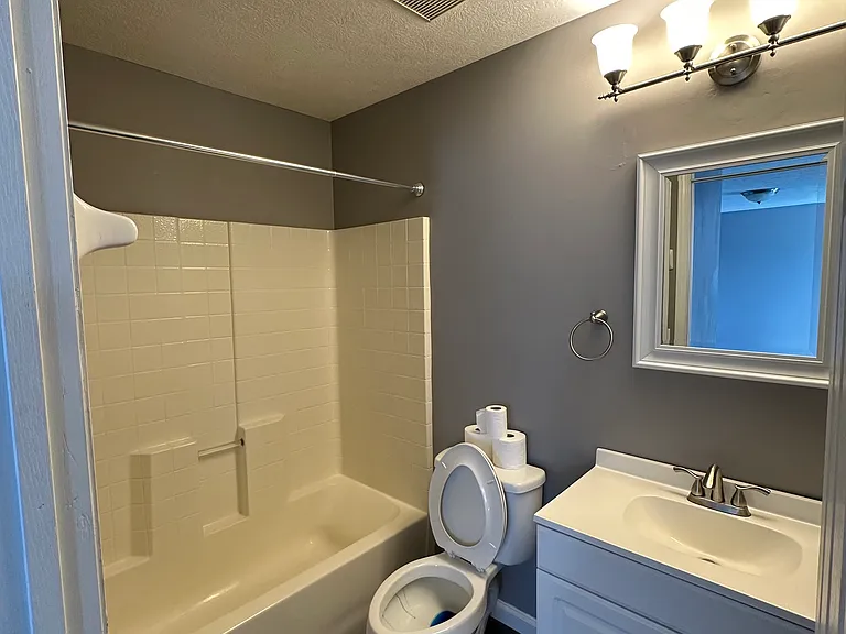 5095 Maple Valley Dr — Photo 15