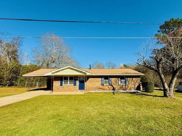 2419 17th Ave SW, Lanett, AL 36863