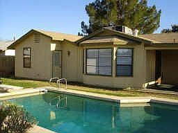 Pool - Perfect for Family Enjoyment