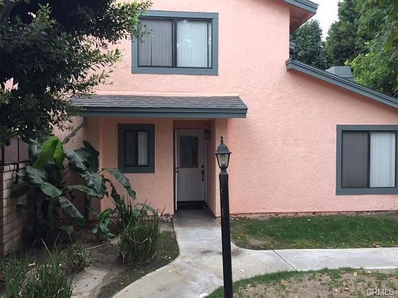 4th image of 2172 Santa Fe Ave