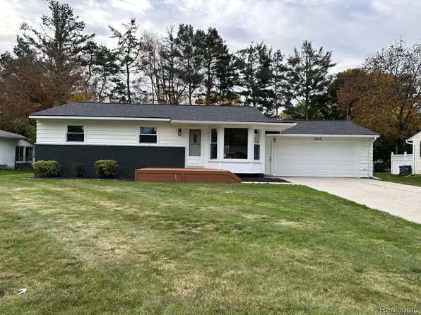 3644 Havens Ln, Auburn Hills, MI 48326
