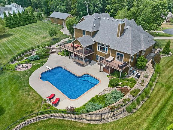 3rd image of 1102 Fister Ct