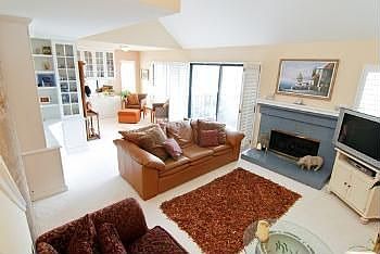 3rd image of 49 Milland Dr