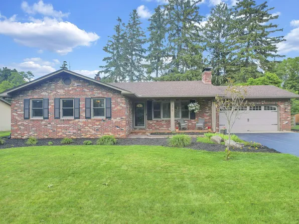 370 Heather Ln, Powell, OH 43065