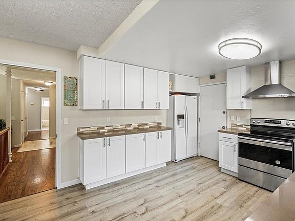 5th image of 2758 Valley Heights Dr