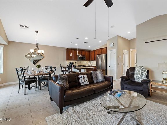 4th image of 37182 N Stoneware Dr