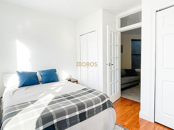 3rd image of 533 E 5th St #15A