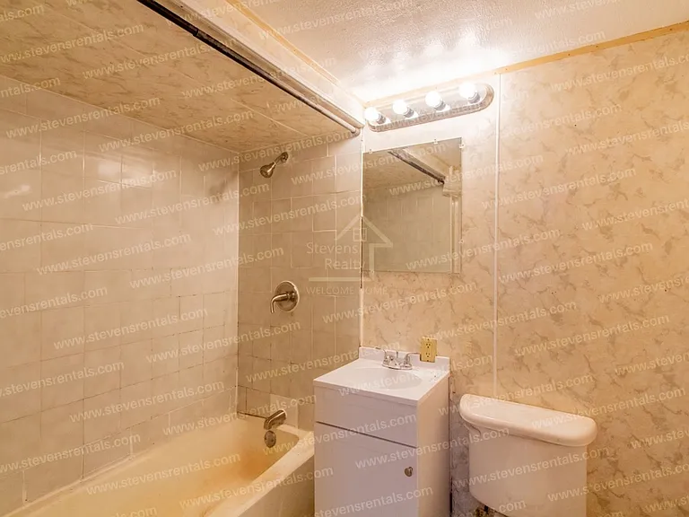 5311 NW Elm Ave — Photo 50