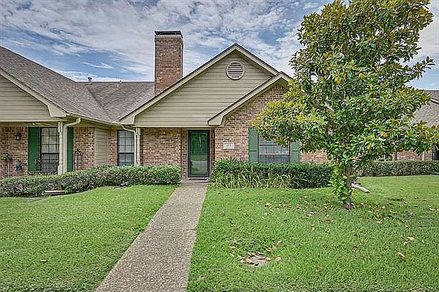 1st image of 215 Northwood Blvd