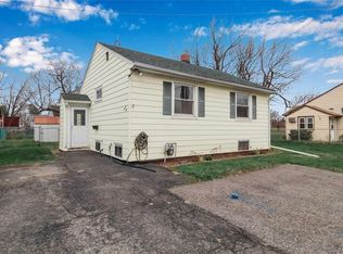 32 Elkhurst Dr, Buffalo, NY 14225