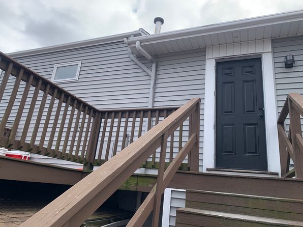 3161 Cranberry Hwy #2