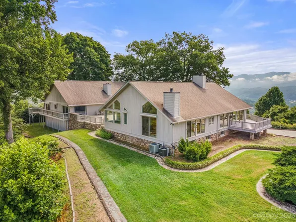 800 Fernwood Dr, Bryson City, NC 28713