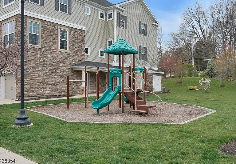 308 Rotando Way — Photo 2