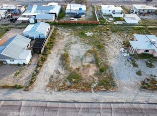 13797 Sutter St, Trona, CA 93562