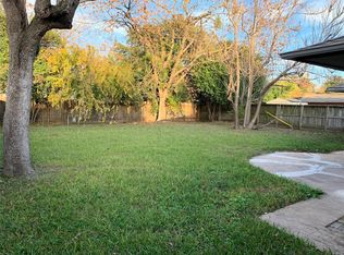 6818 Concho St, Houston, TX 77074