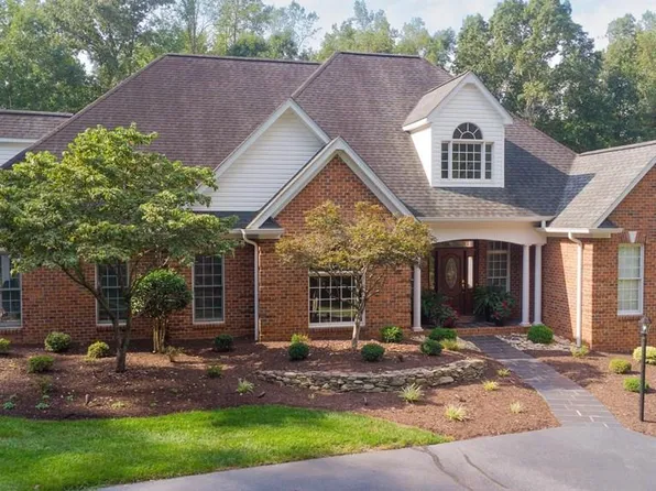 118 Double Tree Ct, Danville, VA 24540