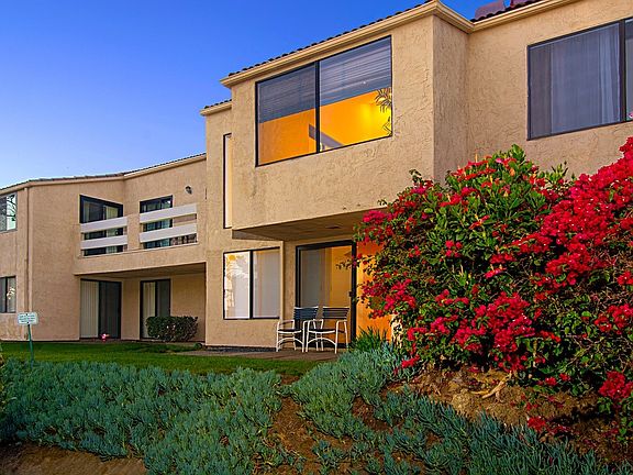2nd image of 7954 Caminito Dia Unit 2