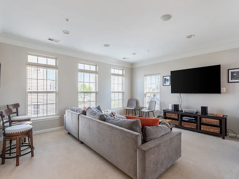 1830 Wheyfield Dr #6-B — Photo 9