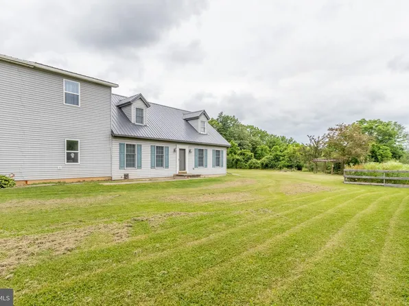 191 June Ln, Howard, PA 16841