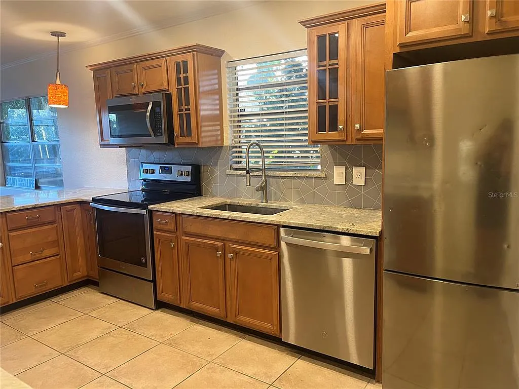 2 bed, 2.0 bath, 783 sqft, $2,150 — Photo 4