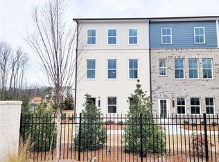 1226 May Elm Ln, Lawrenceville, GA 30043