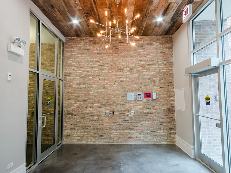 3141 N. Sheffield — Photo 21