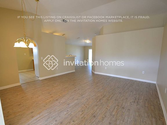 3rd image of 16530 Corner Lake Dr