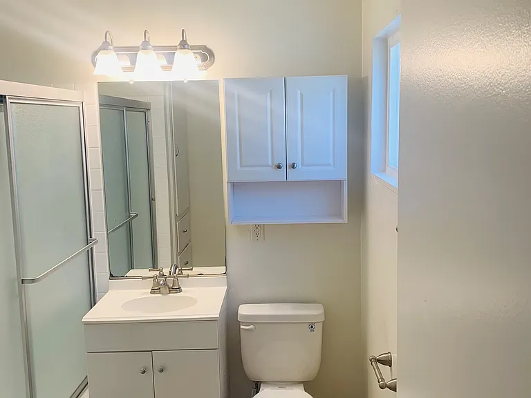 11628 Bellflower Blvd — Photo 8