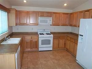 3rd image of 5724 Bullhead St