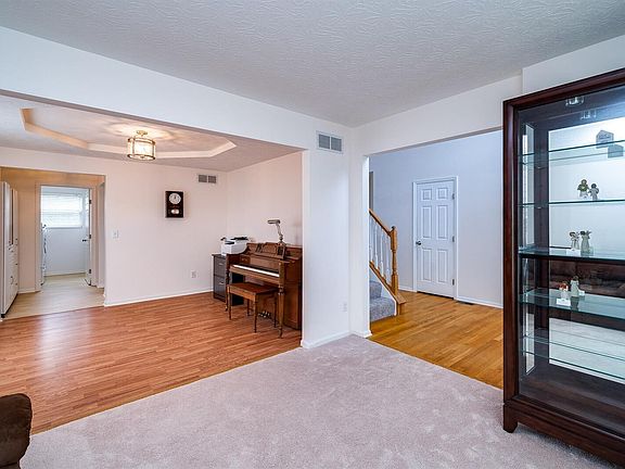 5th image of 6331 Anthony Dr