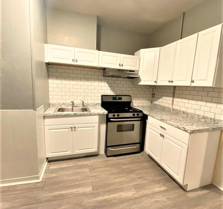 1st image of 37 Beach St #1L