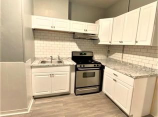 37 Beach St #1L, Quincy, MA 02170