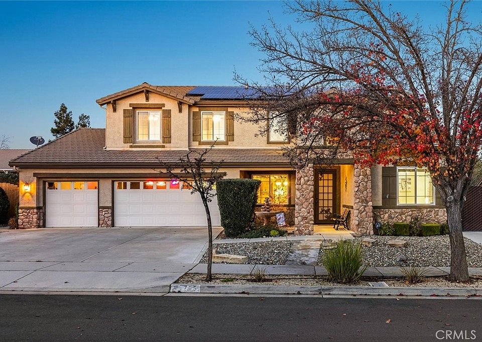 1st image of 795 Angus St