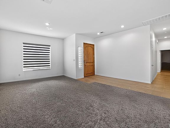 5th image of 3320 W 36th St