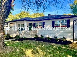 7702 E 48th St, Indianapolis, IN 46226