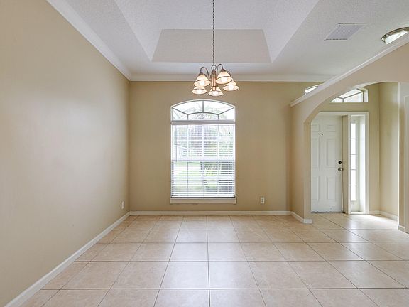 5th image of 445 SW Duval Avenue