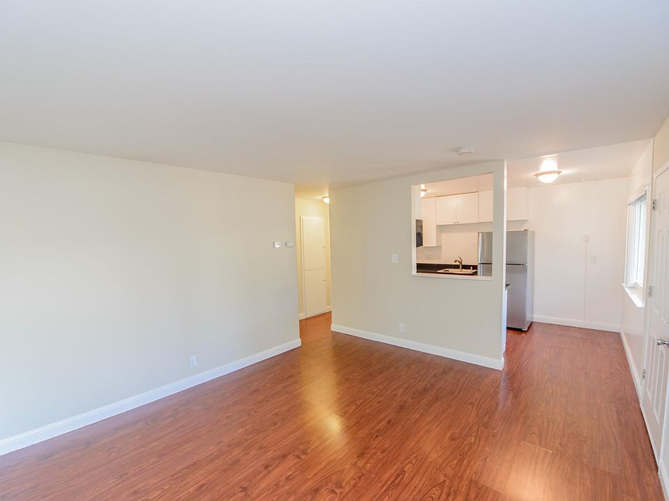 1st image of 524 E Maude Ave APT 13