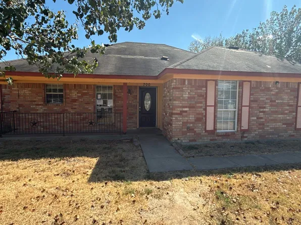 700 Becky Ln, Kaufman, TX 75142