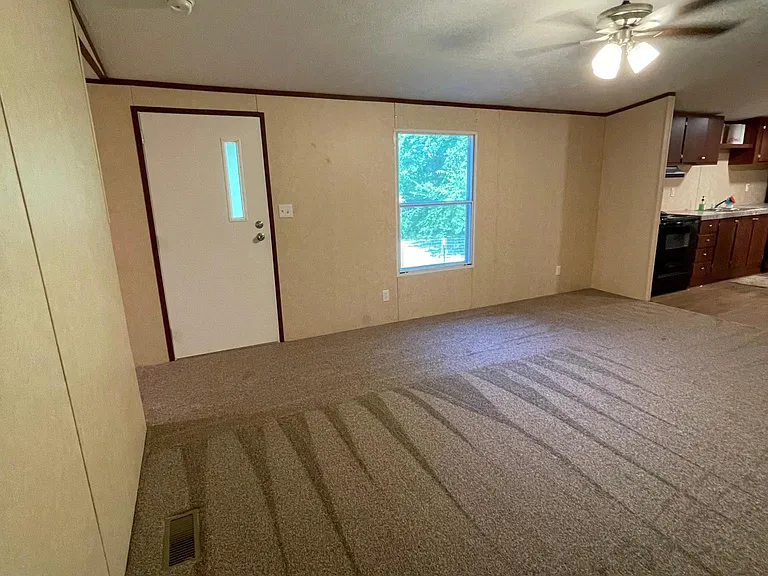 7334 E Highway 135 — Photo 28