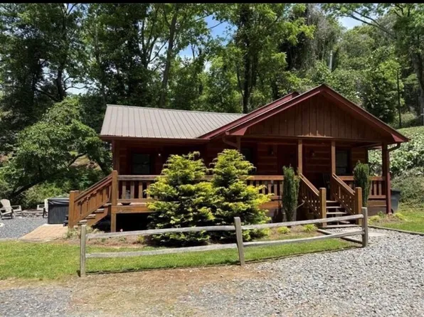 165 Corbin Hill Rd, Ellijay, GA 30540