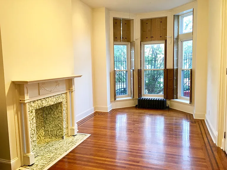 For Rent: Charming Living on St. Paul Street MD 21218 Your Urban Retreat Awaits! — Photo 6