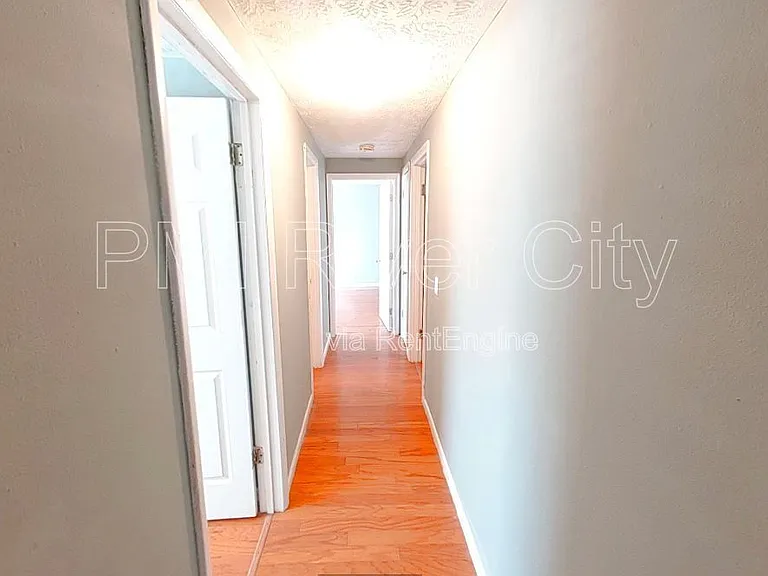 7471 John F Kennedy Dr W — Photo 9