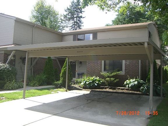 2nd image of 29777 Farmbrook Villa Ln #1