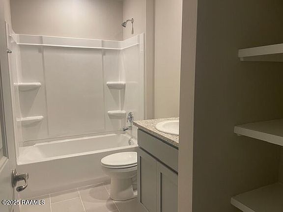 4th image of 1603 Highland Dr