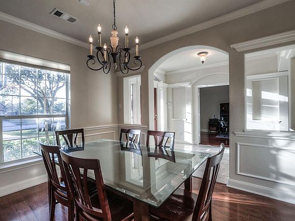 5th image of 1707 Windy Brook Ln