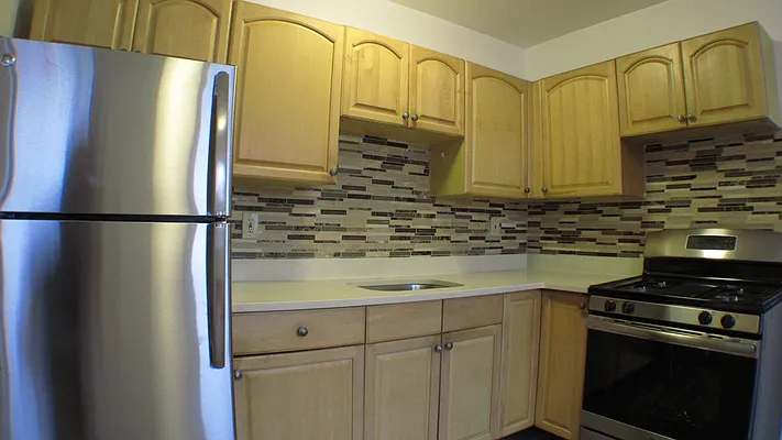 Rented by Keller Williams NYC | media 23