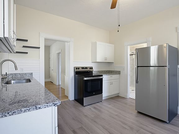 3rd image of 56 Fruit Street Ext APT 1