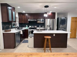 1253 Pinchot Pl #1, Bronx, NY 10461