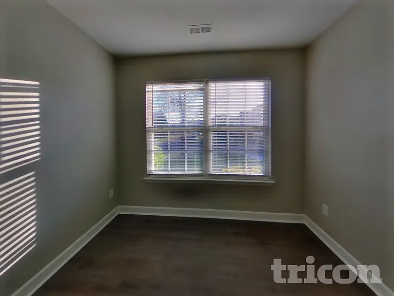 1032 Crowders Woods Dr — Photo 11