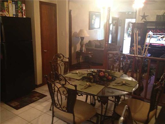 4th image of 1912 Cartier Dr